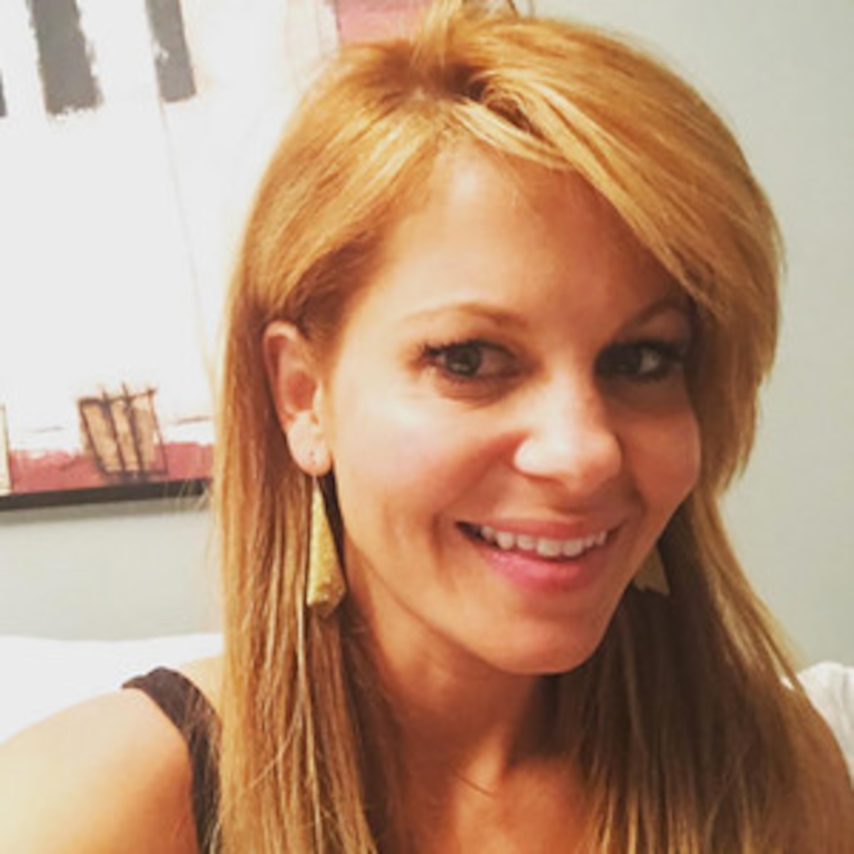Candace Cameron Bure Says Goodbye To Summer With New Haircut E News